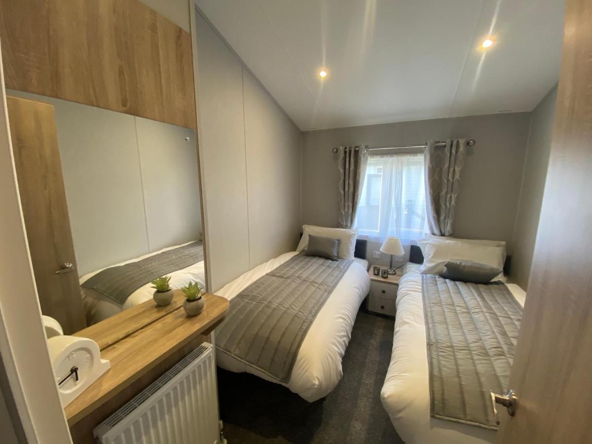 Sea View Beach Lodge Trecco Bay 3 Bedroom Porthcawl Exterior foto